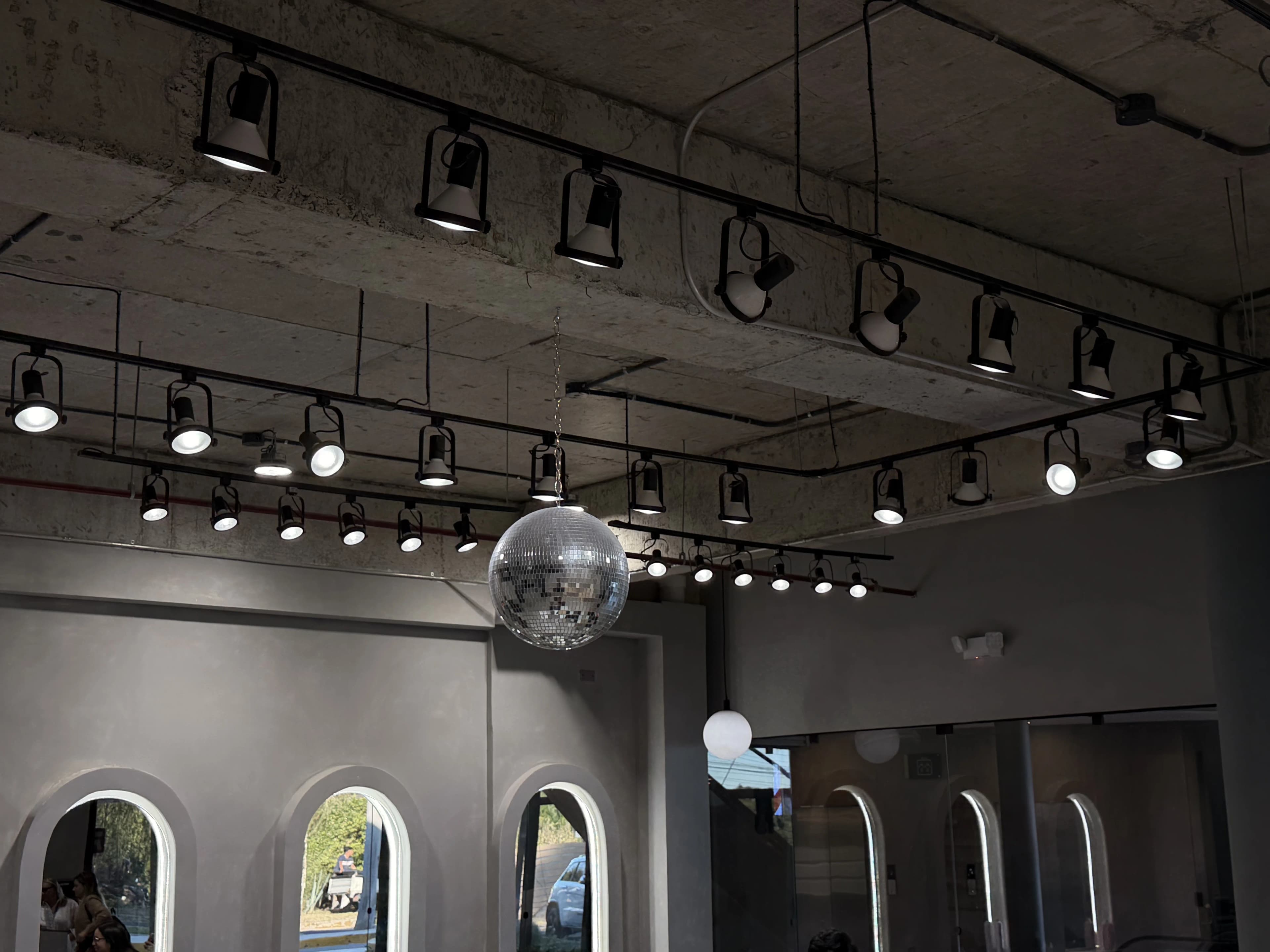 Epic Plaza - imagen 5